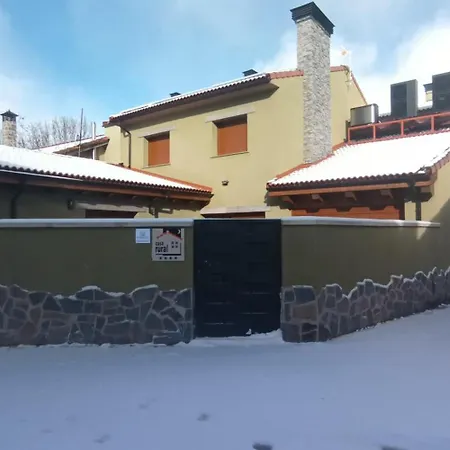 Del Valle Estrecho Chalet