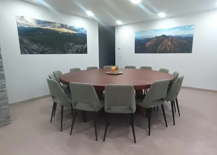 Del Valle Estrecho Triollo