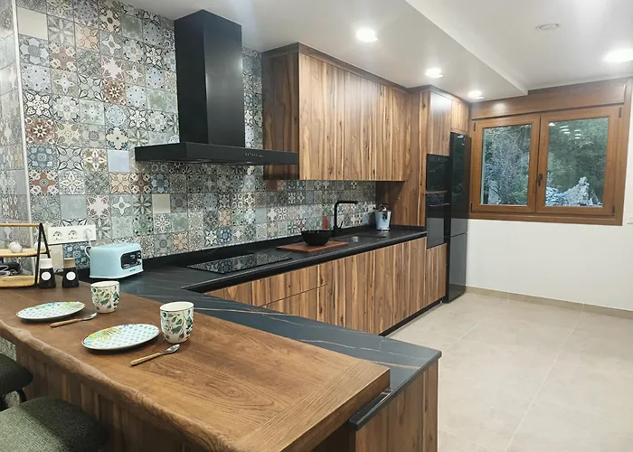 Del Valle Estrecho * La Lastra